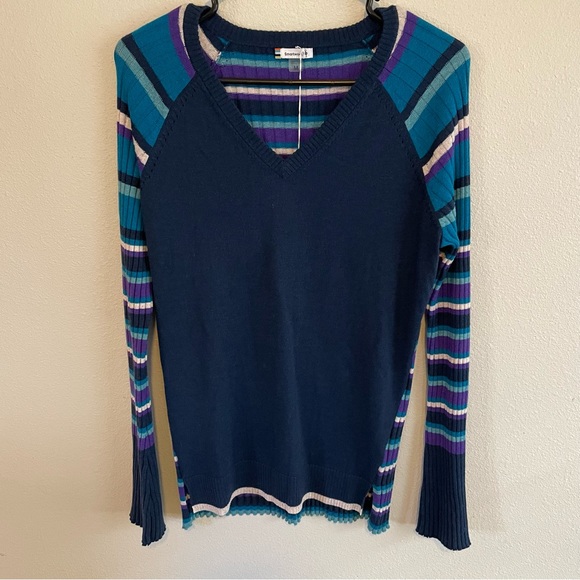 Smartwool Sweaters - Smartwool Edgewood v-neck sweater